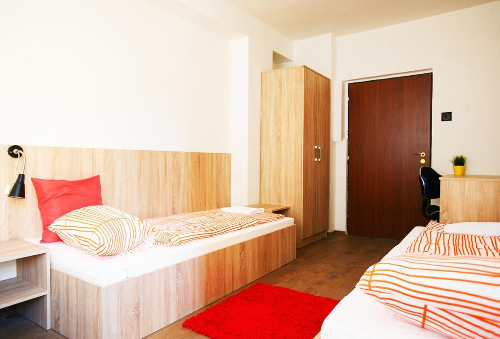 Hostel Bratislava By Freddie Szoba fotó